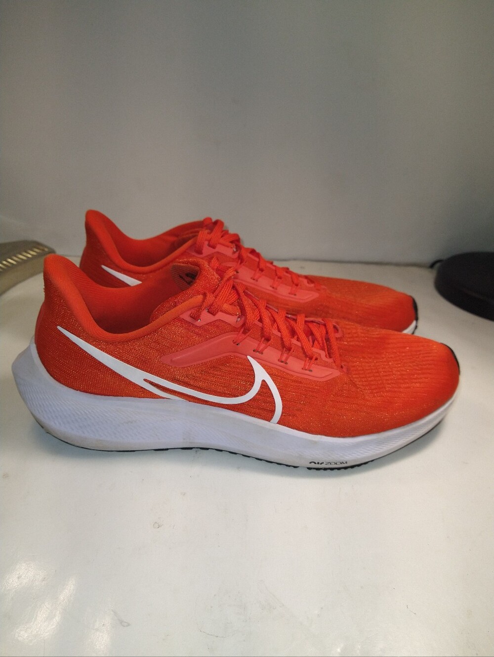 Nike Air Zoom Pegasus 39 Orange Athletic Running Shoes Women's sz 11.